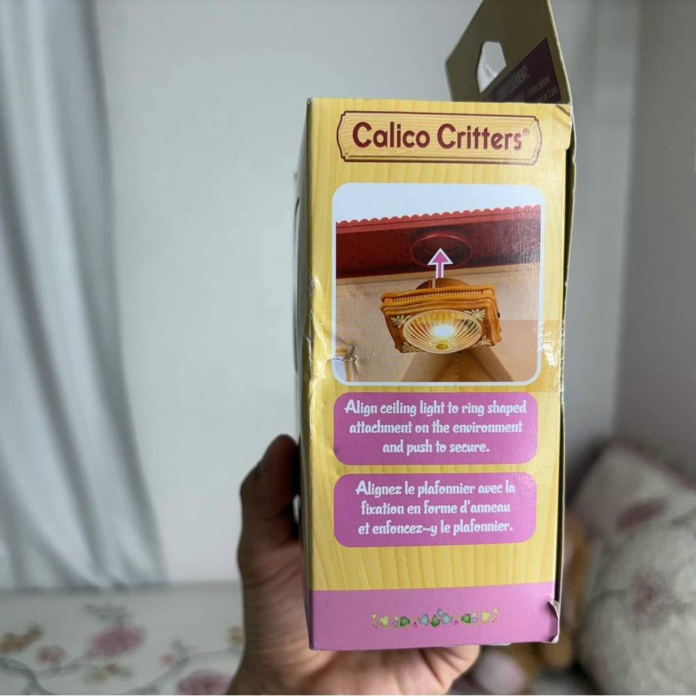 Calico Critters Ceiling Light - Picture 3 of 5